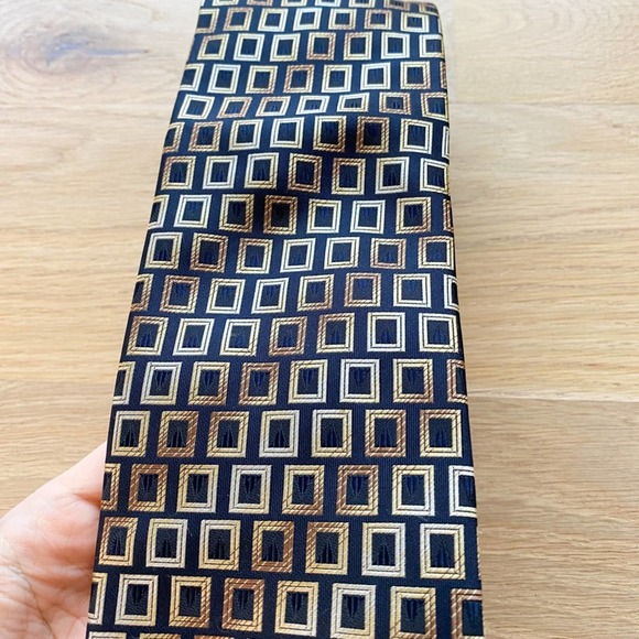 ALEXANDER JULIAN COLOURS Men's Black/Brown Tile Handmade Polyester Necktie sz OS - Picture 6 of 9